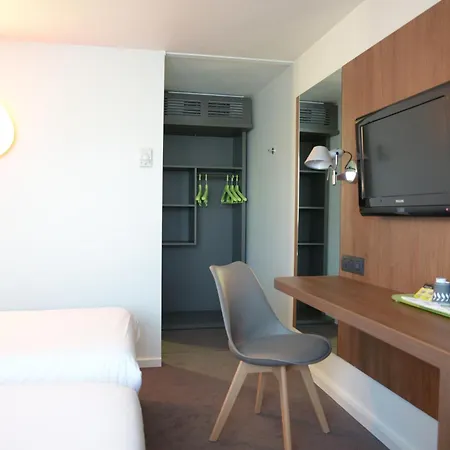 Hotel Campanile Sete - 3*