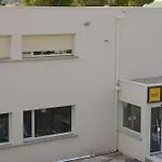 ホテル Campanile Sete - 3*