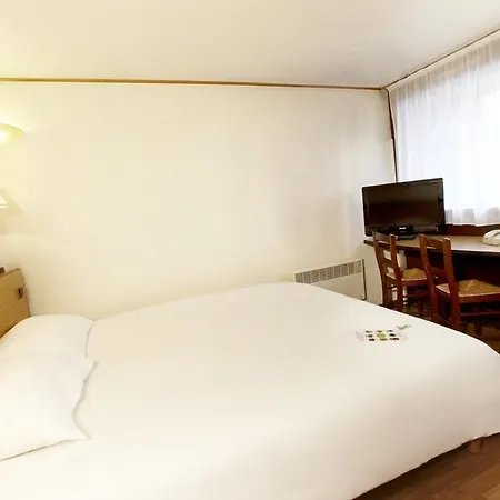 فندق Campanile Sete - 3*