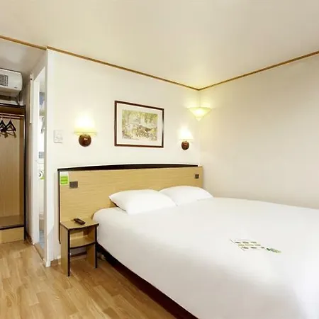 فندق Campanile Sete - 3*